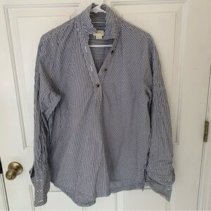 Crisp and cool popover. Size large.